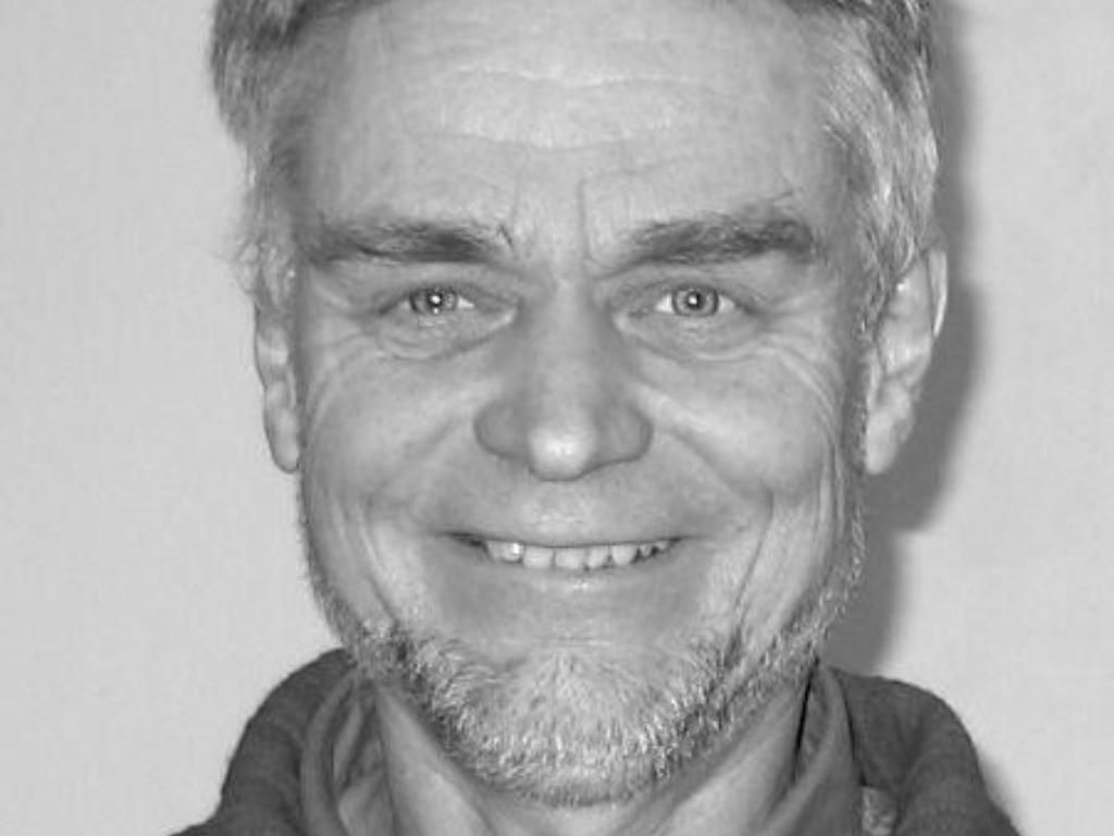 &copy; U. R. Brüning